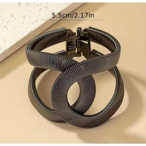 Gold CC Elastic Adjustable Cuff Bangle Bracelet NEW2.… - Picture 3 of 3
